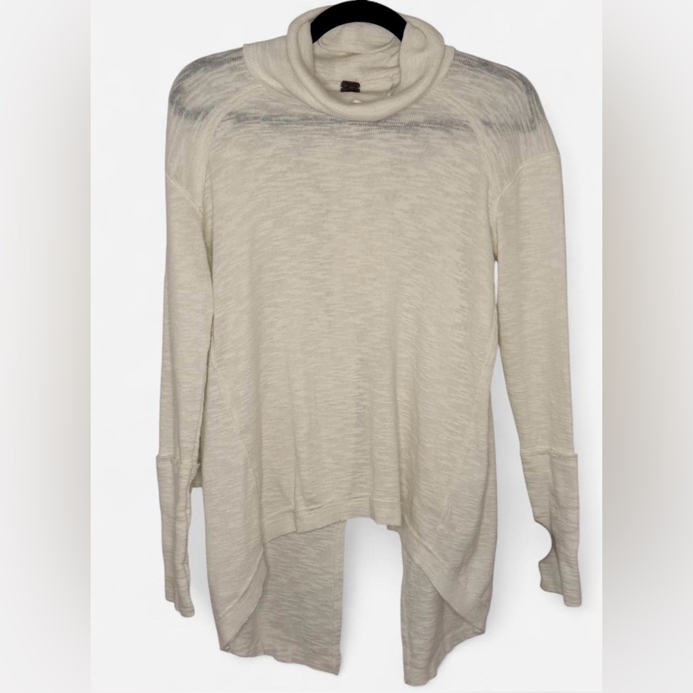 Free People White Long Sleeve Cowl Neck Top Split Back High Low Size PS